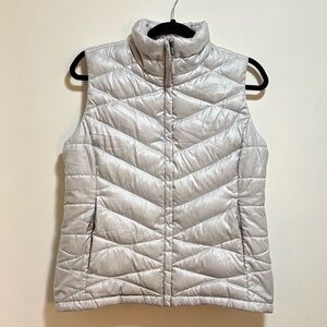 The North Face Aconcagua 550 Down Fill Puffer Vest Silver Grey